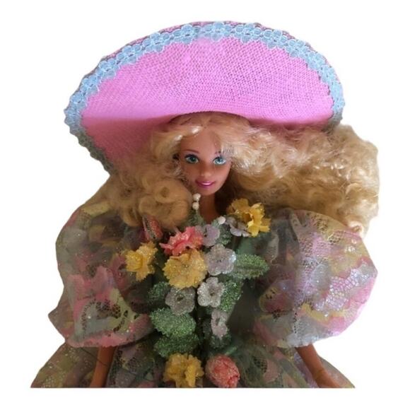 Spring Bouquet Barbie From The Mattel 1995 Enchanted Seasons Collection - Picture 3 of 5